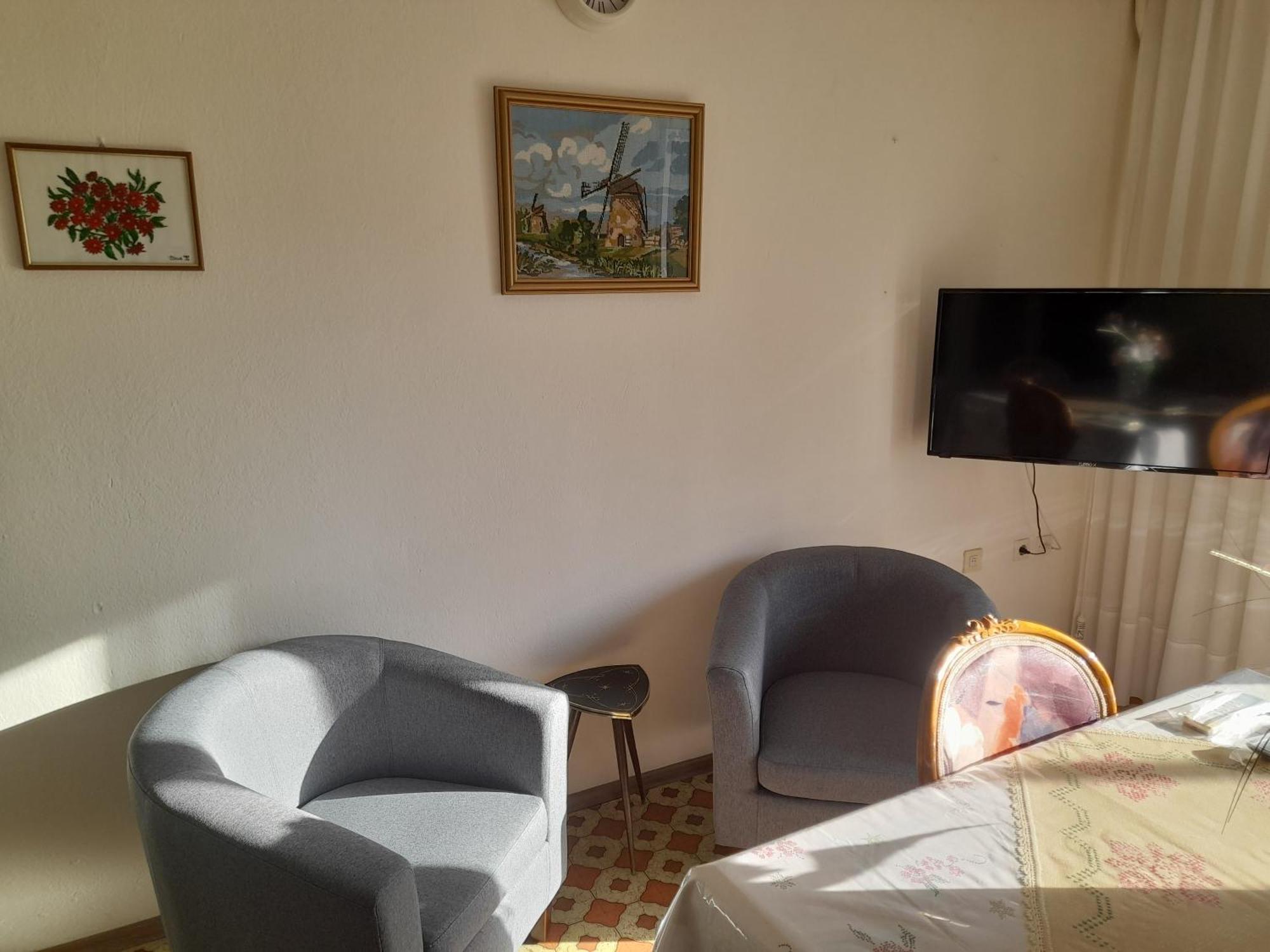 Apartment Friendly Philoxenia *